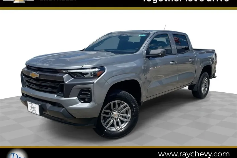 2026 Chevrolet Colorado LT photo 1