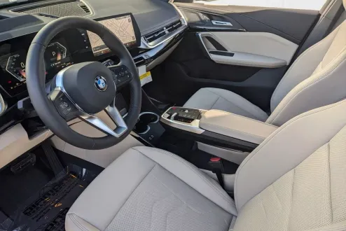 2025 Bmw X1 XDrive28i photo 3