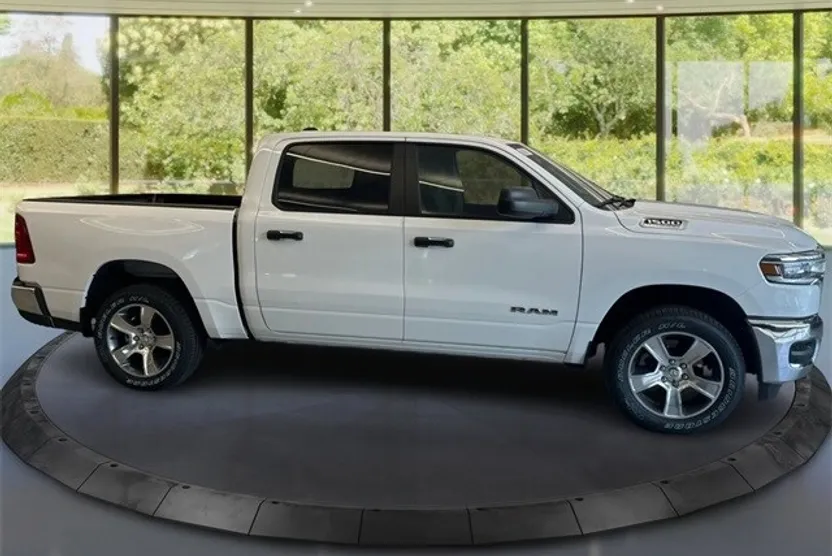 2026 Ram 1500 Tradesman photo 1