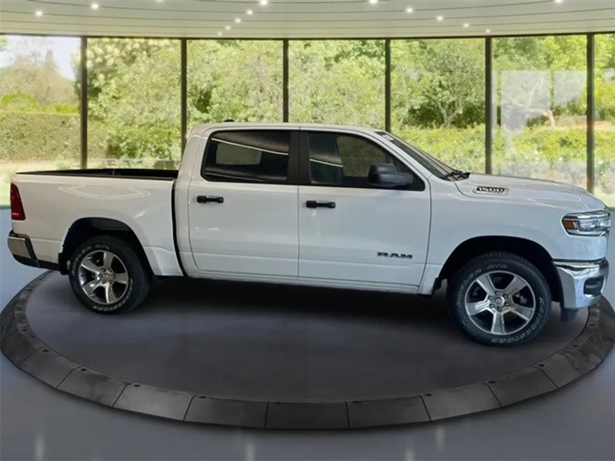 2026 Ram 1500 Tradesman photo 1
