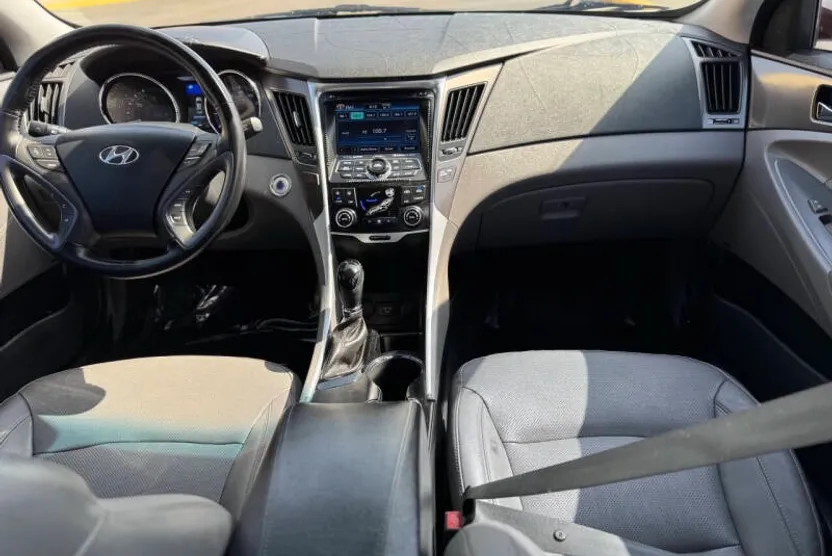 2014 Hyundai Sonata Hybrid Limited photo 1