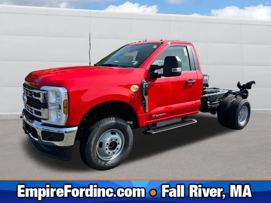 2024 Ford F-350 photo 1