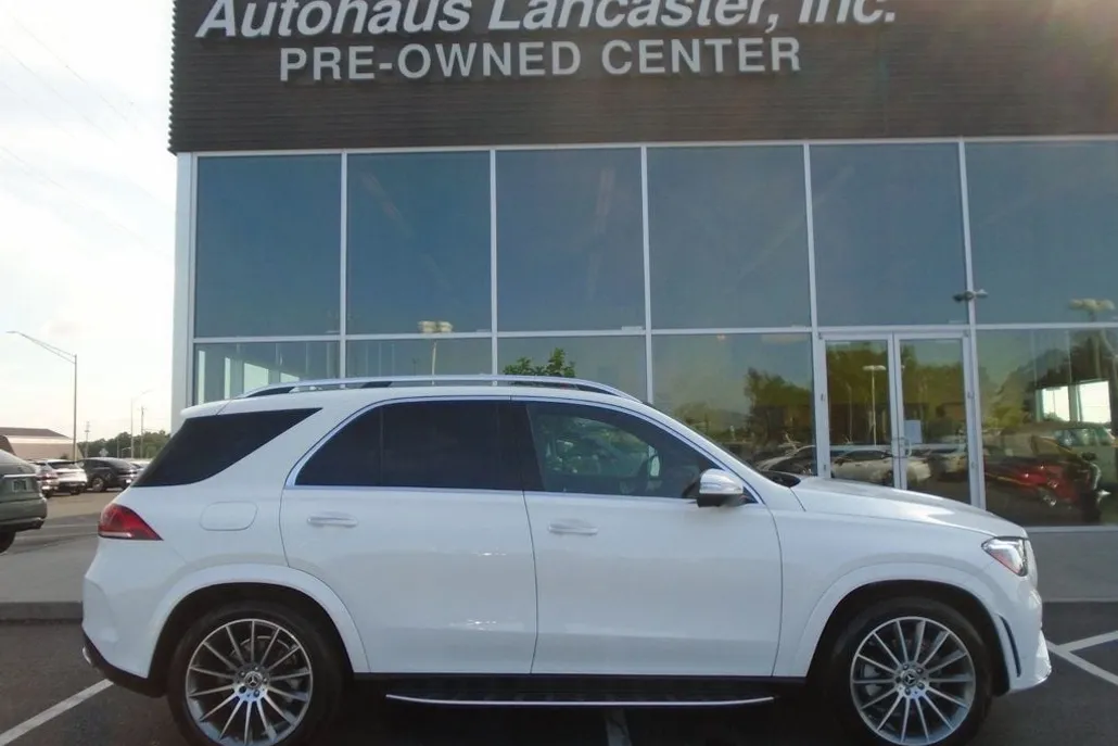 2022 Mercedes Benz GLE 350 4MATIC photo 1