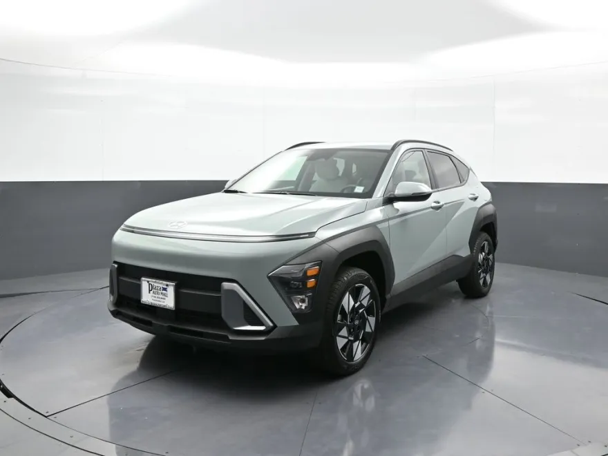 2025 Hyundai Kona SEL photo 1