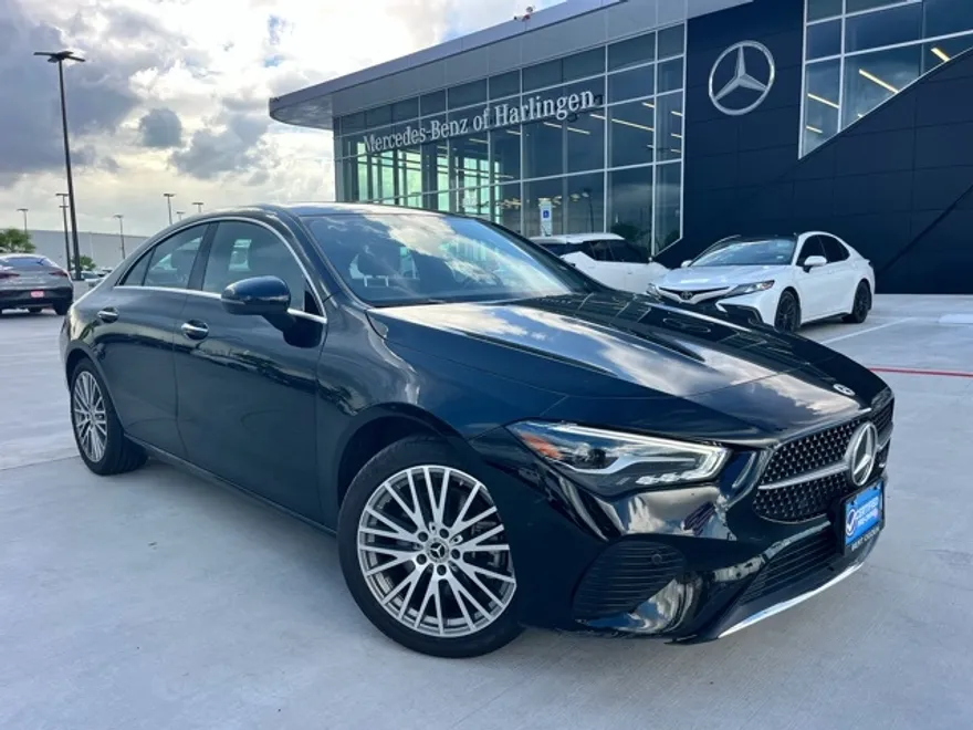 2025 Mercedes Benz CLA 250 photo 1
