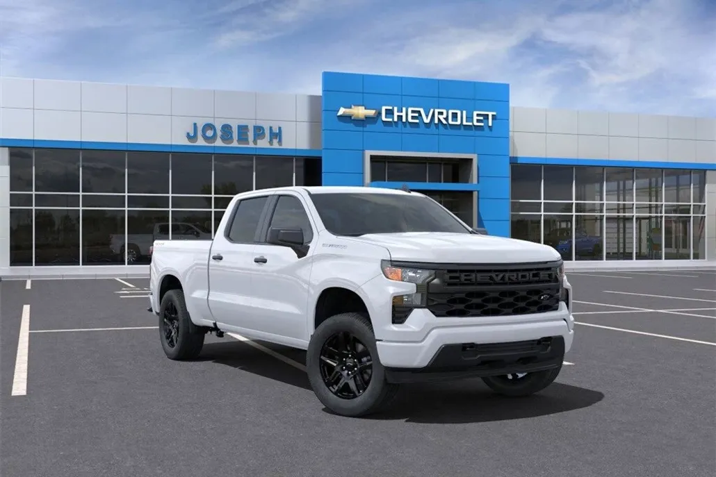 2025 Chevrolet Silverado 1500 Custom photo 1