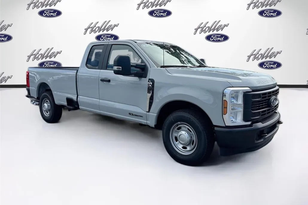 2025 Ford F-250 XL photo 1
