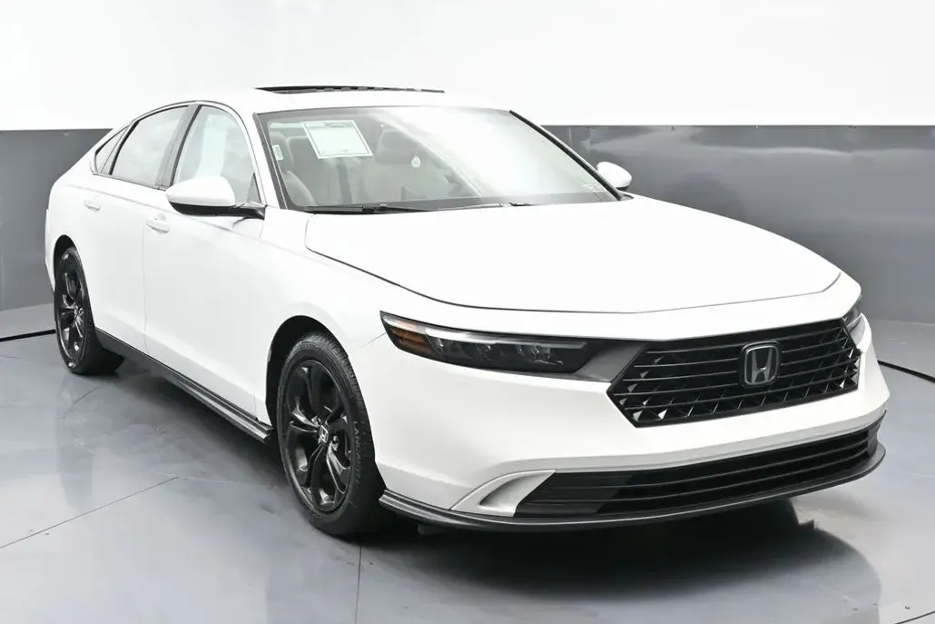 2023 Honda Accord EX photo 1