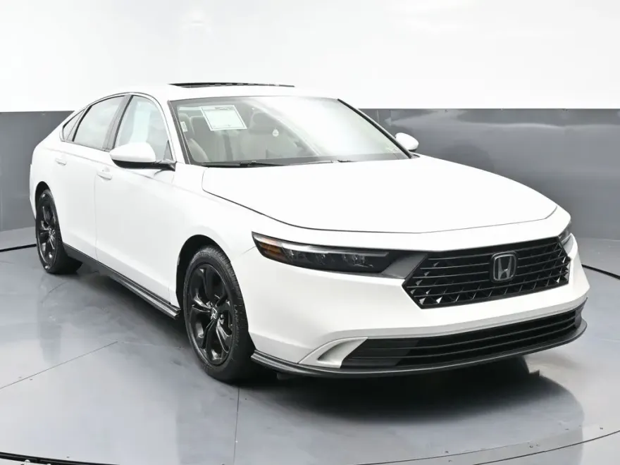 2023 Honda Accord EX photo 1