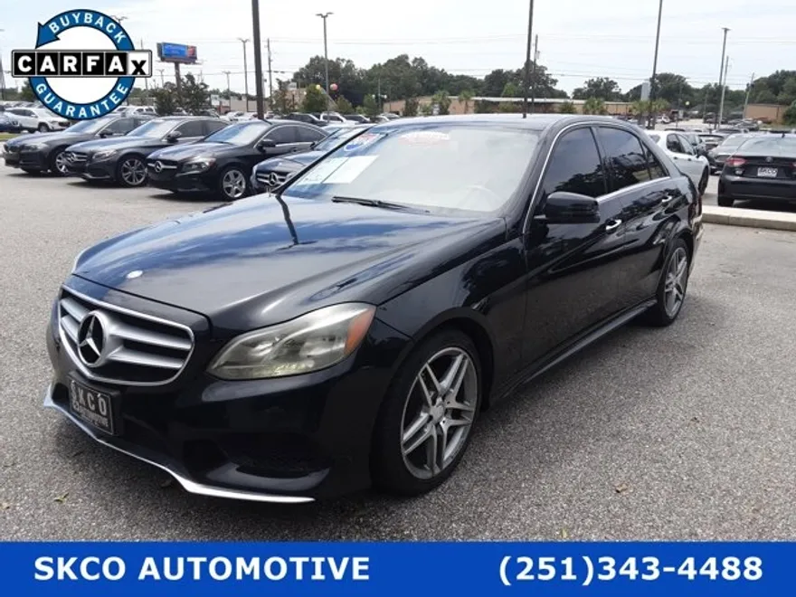 2014 Mercedes Benz E Sedan 4MATIC photo 1