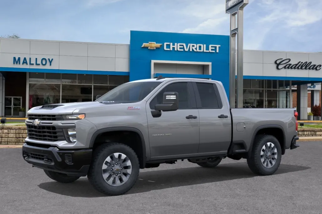 2026 Chevrolet Silverado 2500HD Custom photo 1