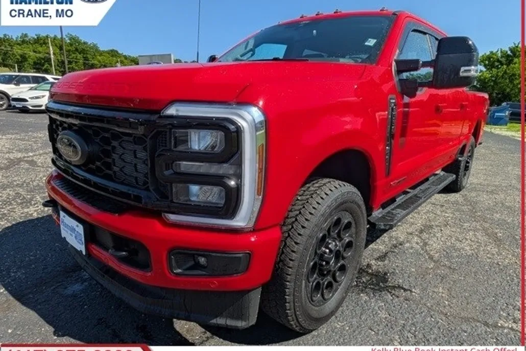 2025 Ford F-350 Lariat photo 1