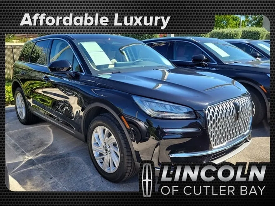 2024 Lincoln Corsair Premiere photo 1