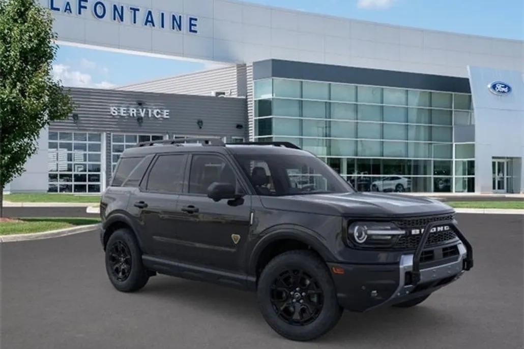 2025 Ford Bronco Badlands photo 1