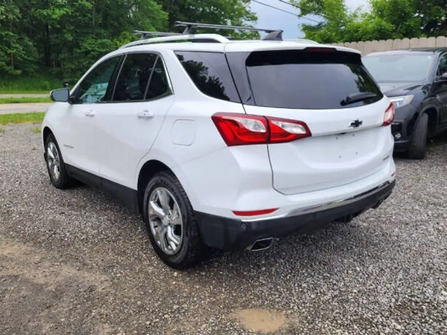 2018 Chevrolet Equinox photo 1