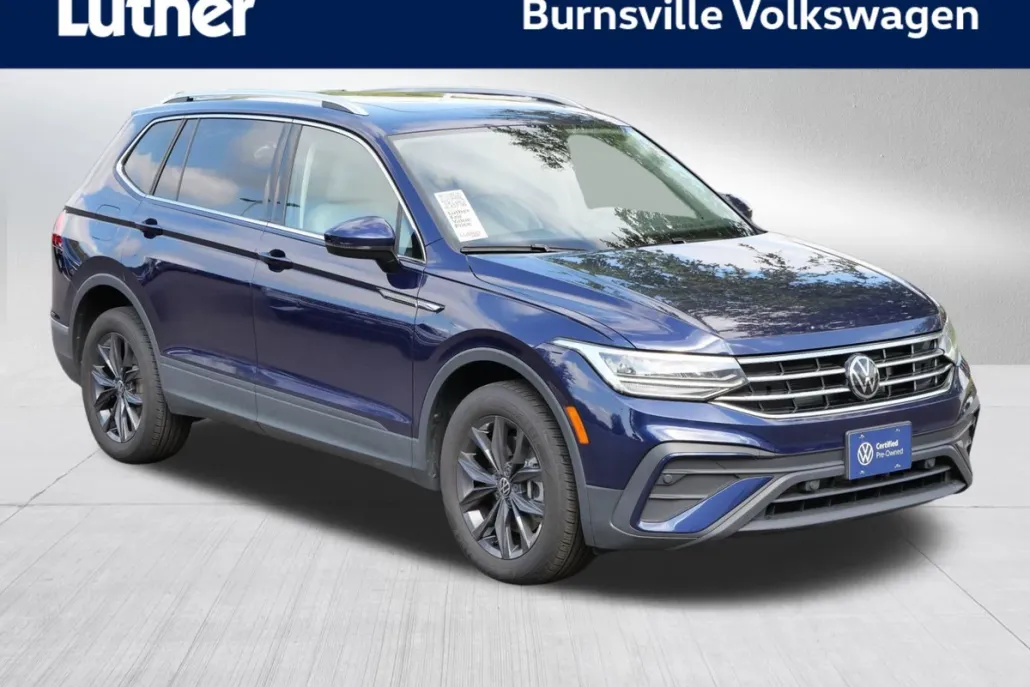 2022 Volkswagen Tiguan SE photo 1