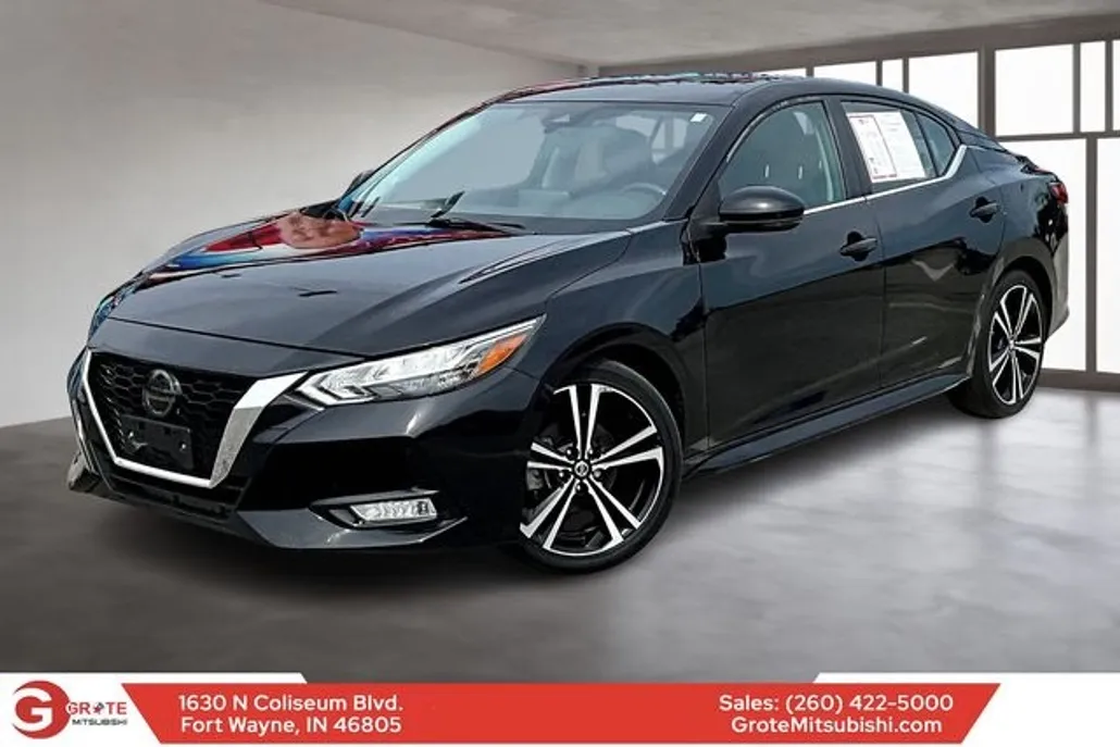 2022 Nissan Sentra SR photo 1