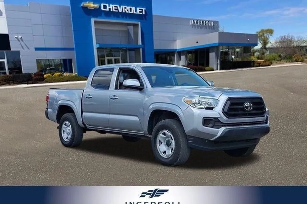 2022 Toyota Tacoma 4x4 SR photo 1