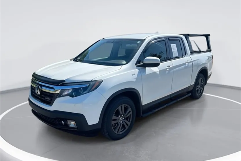 2019 Honda Ridgeline Sport photo 1
