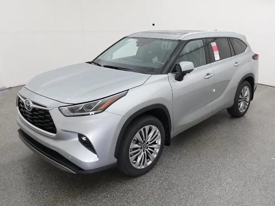 2025 Toyota Highlander XLE XSE Platinum Limited photo 1