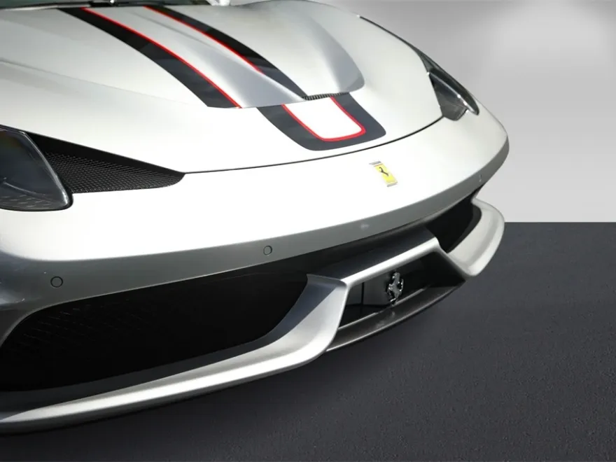 2015 Ferrari 458 Spider Base photo 12