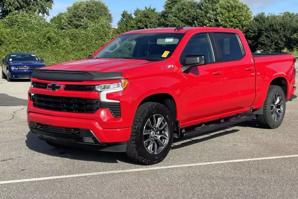 2023 Chevrolet Silverado 1500 RST photo 1