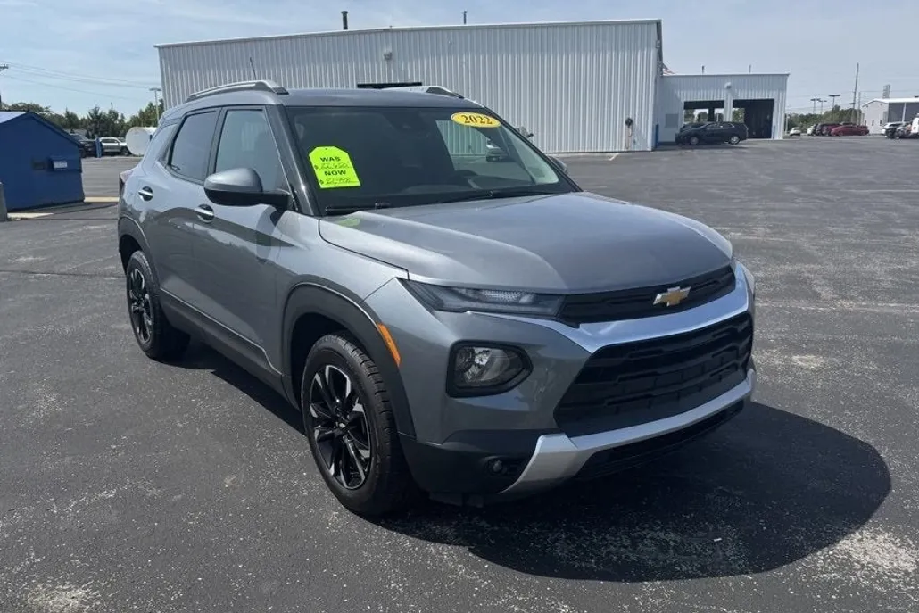 2022 Chevrolet Trailblazer LT photo 1