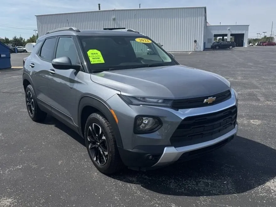 2022 Chevrolet Trailblazer LT photo 1