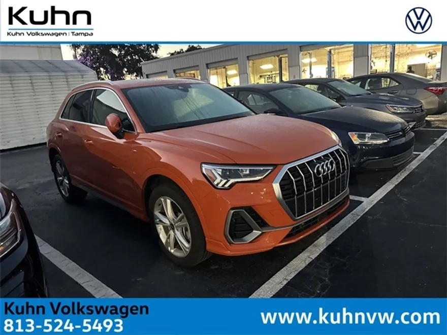 2022 Audi Q3 S line Premium Plus photo 1