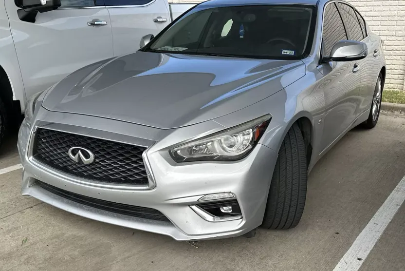 2018 Infiniti Q50 3.0t LUXE photo 1