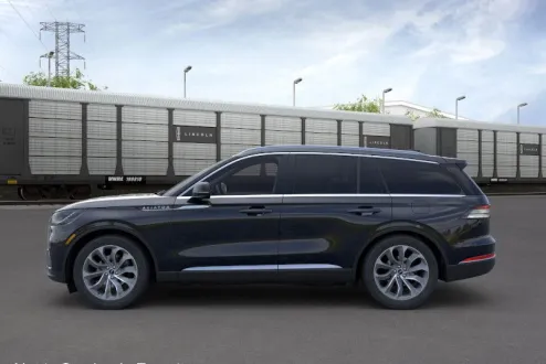 2025 Lincoln Aviator Reserve photo 3
