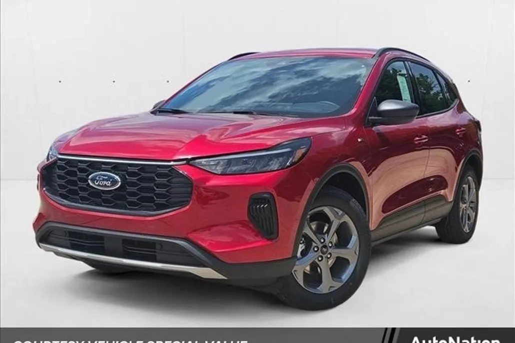 2025 Ford Escape ST-Line photo 1