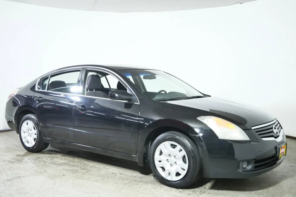 2009 Nissan Altima 2.5 S photo 1