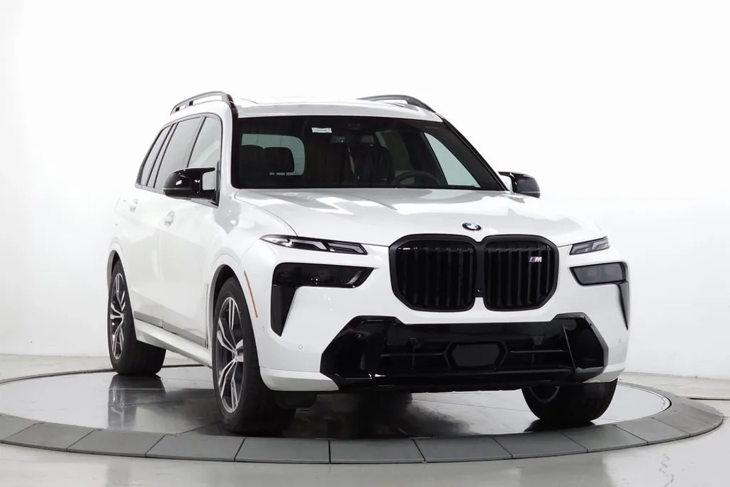 2025 Bmw X7 M60i photo 1