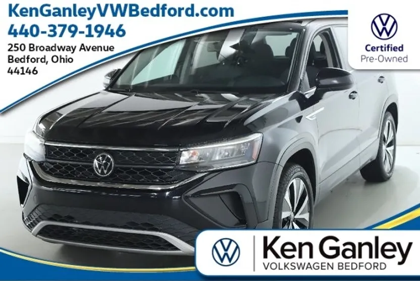 2022 Volkswagen Taos SE photo 1