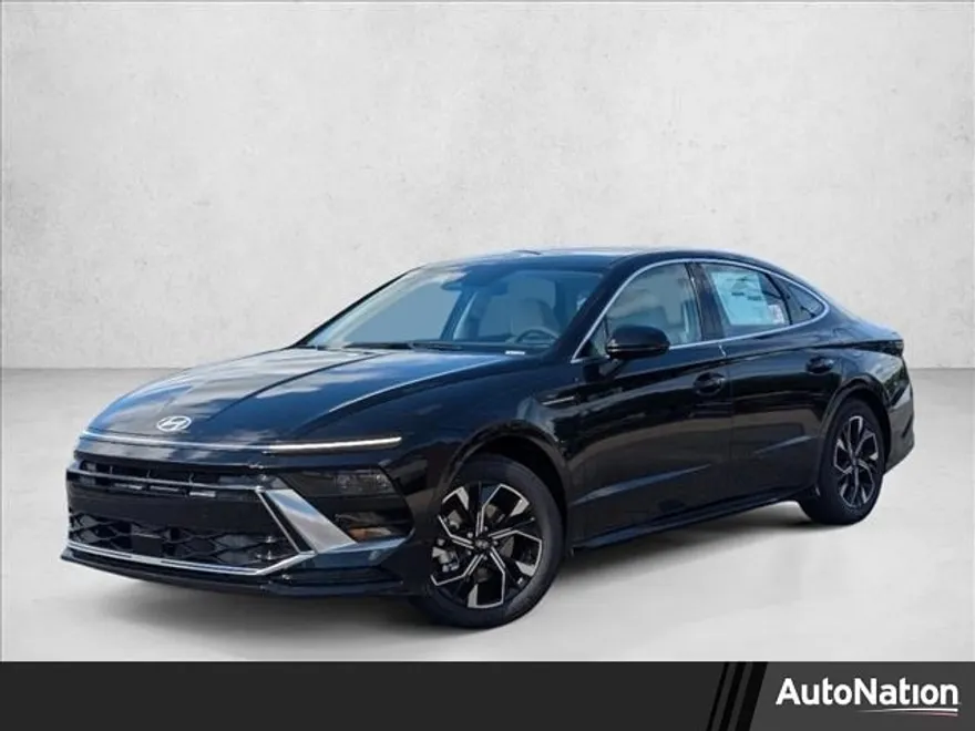 2024 Hyundai Sonata SEL photo 1