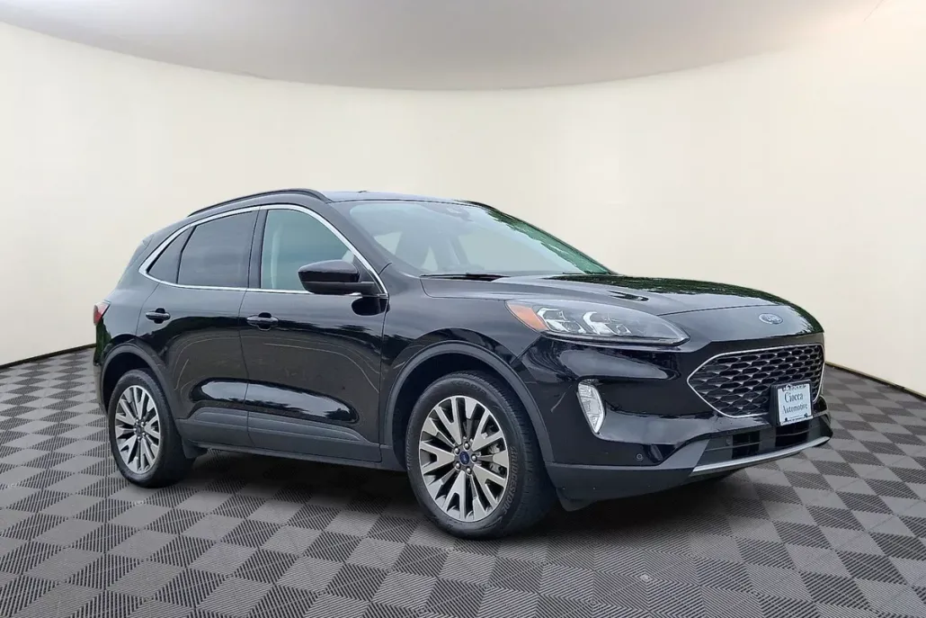 2022 Ford Escape Titanium photo 1