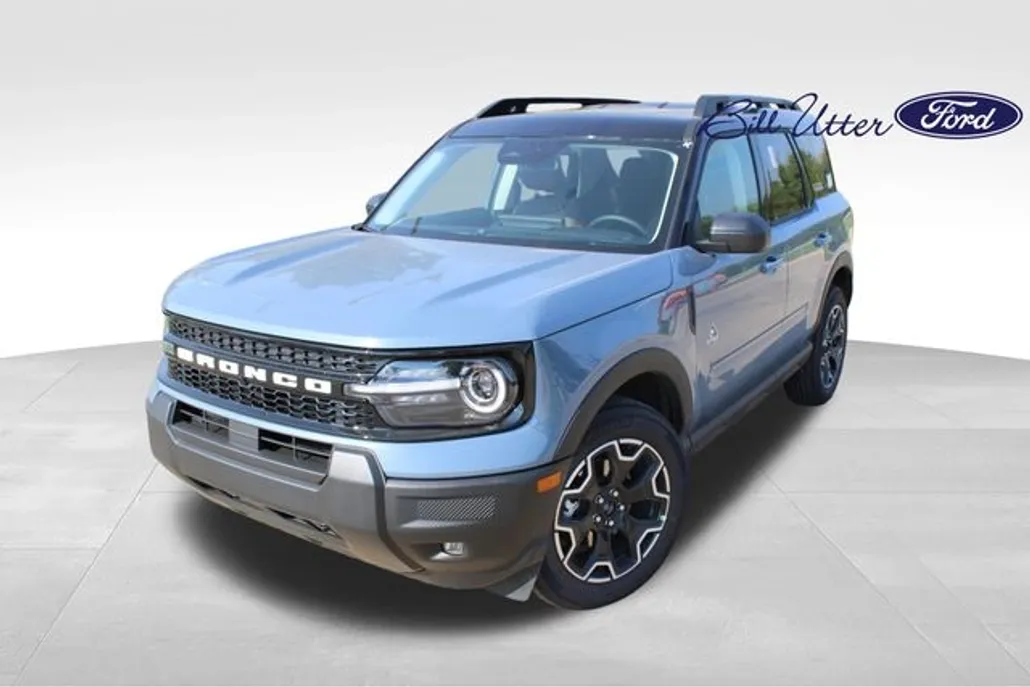 2025 Ford Bronco Sport Outer Banks photo 1
