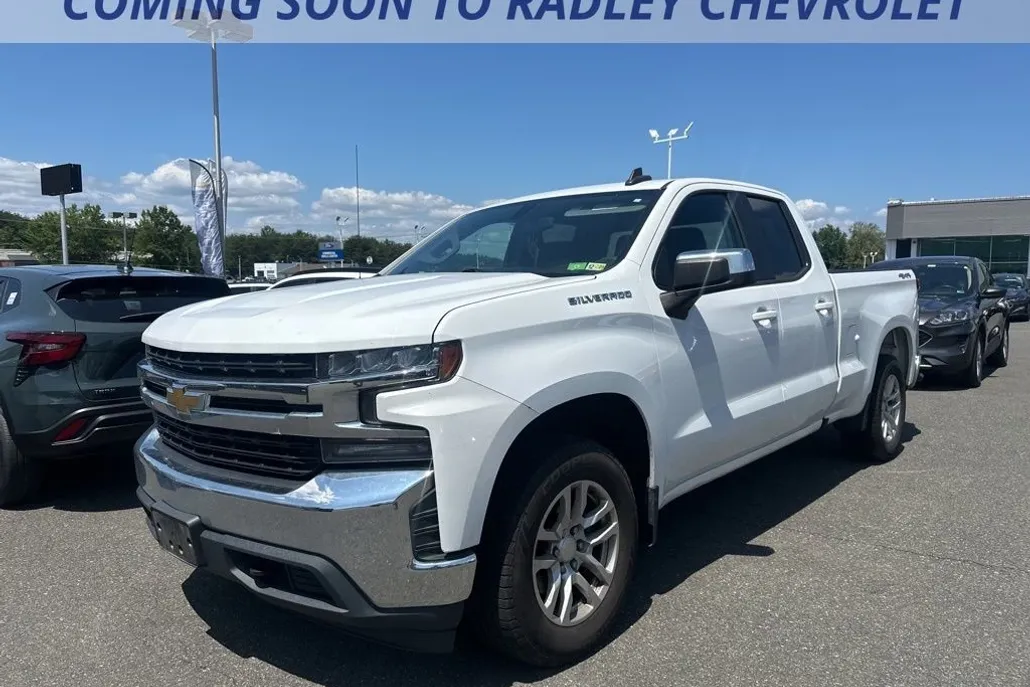 2020 Chevrolet Silverado 1500 LT photo 1