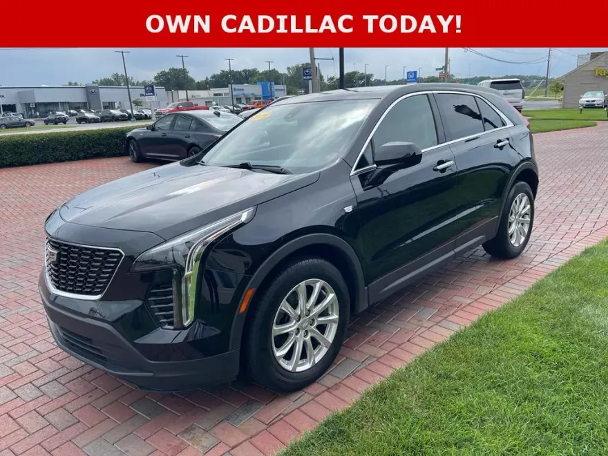 2019 Cadillac XT4 Luxury photo 1