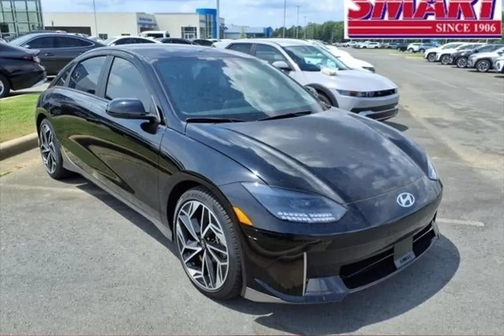 2025 Hyundai Ioniq 6 SEL photo 1
