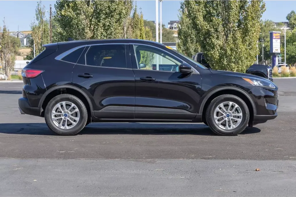 2020 Ford Escape SE photo 1