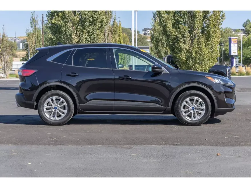 2020 Ford Escape SE photo 1