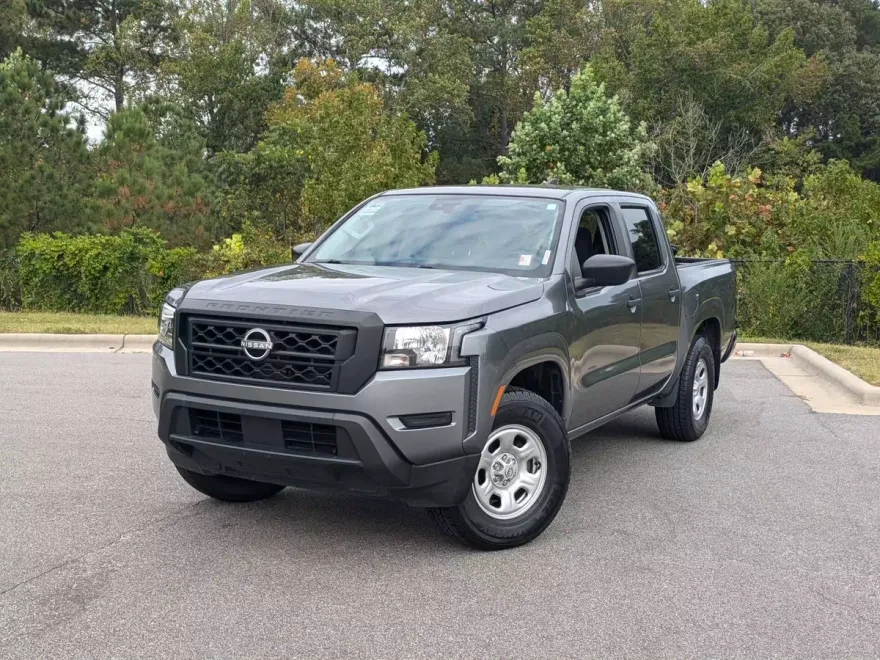 2022 Nissan Frontier S photo 1