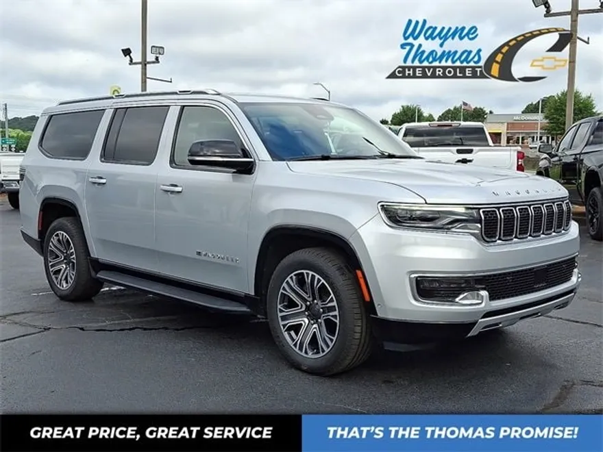 2024 Jeep Wagoneer L Series II photo 1
