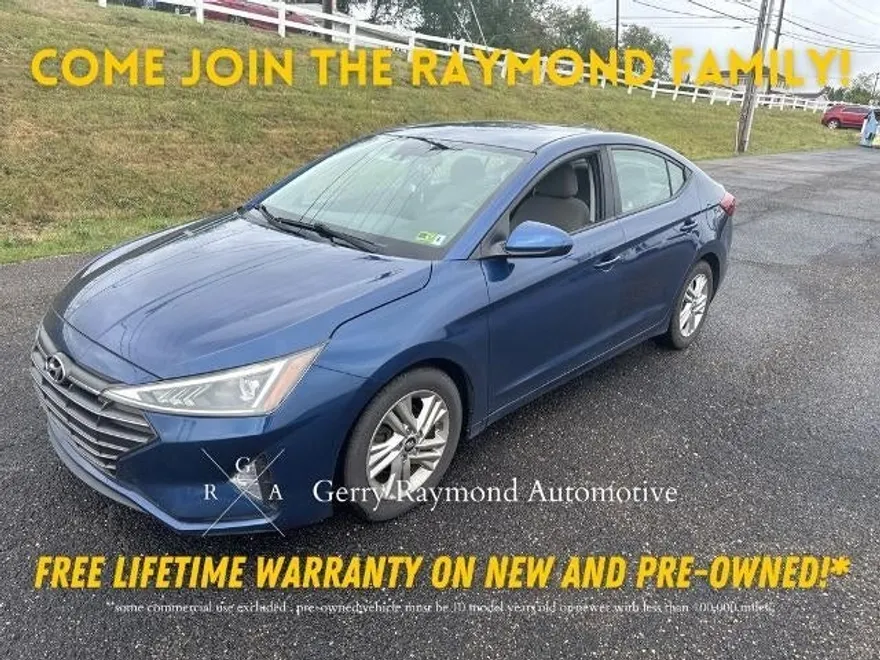 2020 Hyundai Elantra SEL photo 1
