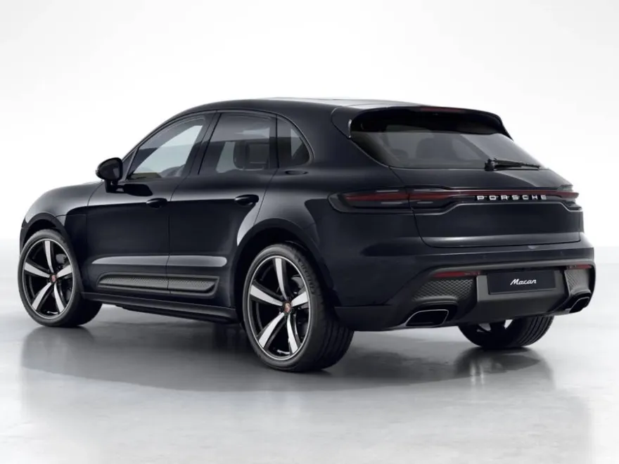 2026 Porsche Macan T photo 1