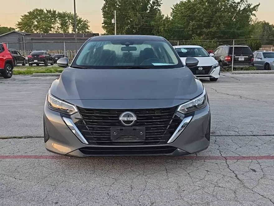 2024 Nissan Sentra S photo 2
