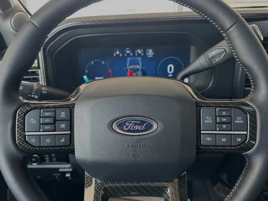 2024 Ford F-250 photo 19