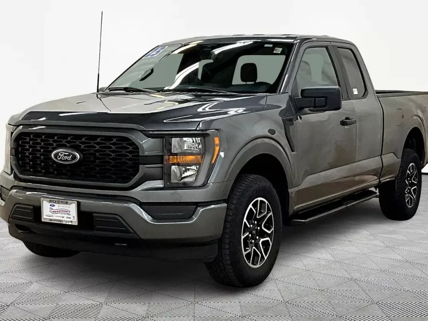 2023 Ford F-150 XL photo 1